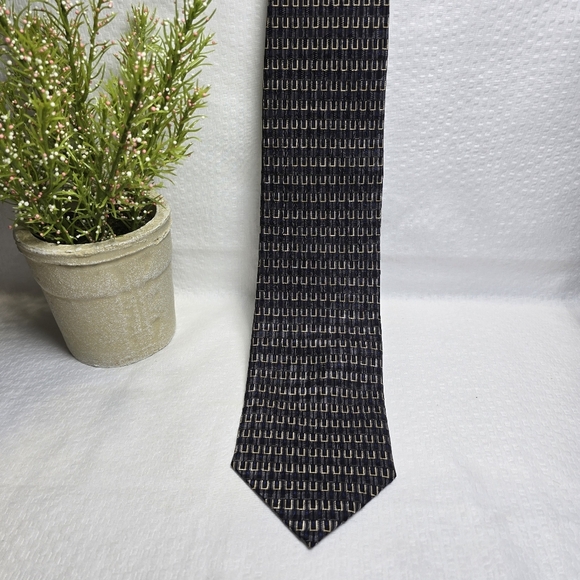 Dani Black Navy Gold Textured Mwns 100% Silk Tie Excellent Condition - Picture 9 of 9